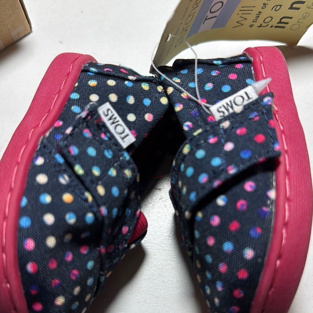🆕 Baby Toms Black and Pink Moccasins Slip-On Comfort - Picture 7 of 7